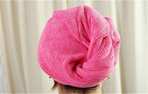 裹干发帽吃娱乐瓜,揭秘明星幕后趣事